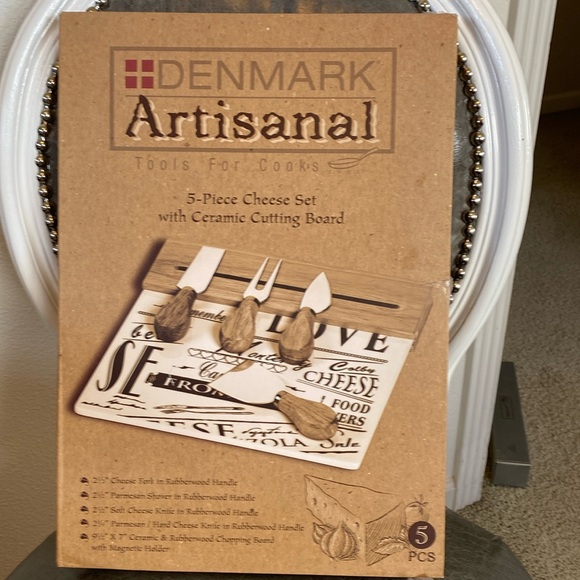 Denmark Artisanal Tools for Cooks / 5- Piece Cheese Set & Ceramic Cutting board - Picture 1 of 7